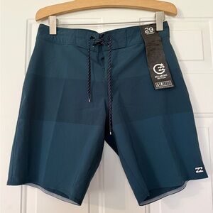 Billabong Tribong Airlite Boardshorts - Navy / Blue Teal- NWT 29 Midlength